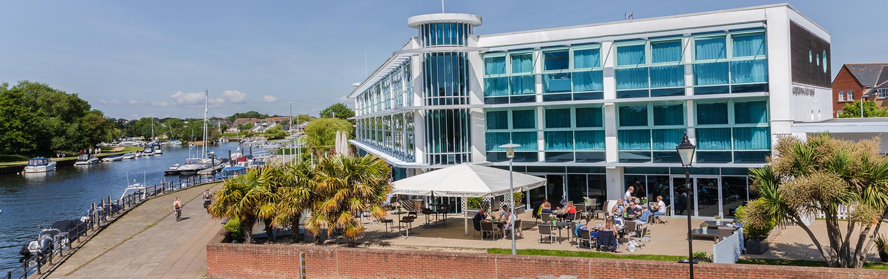 Credit Captain's Club Hotel & Spa