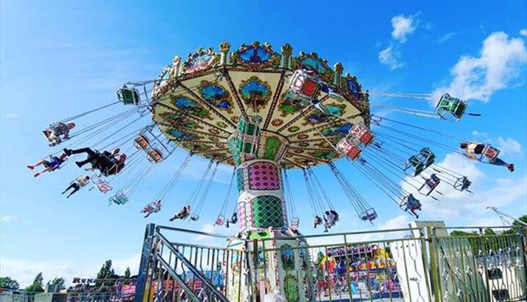 funfair ride that spins around