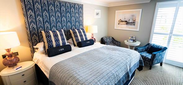Christchurch Harbour Hotel - bedroom