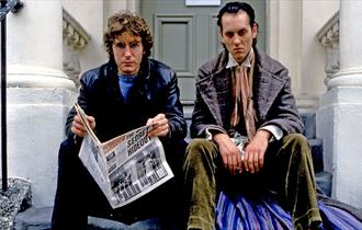 DIRT IN THE GATE MOVIES PRESENTS - WITHNAIL & I (1987) - [35MM PRESENTATION]
